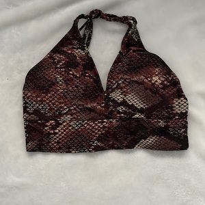 Crop top workout shirt